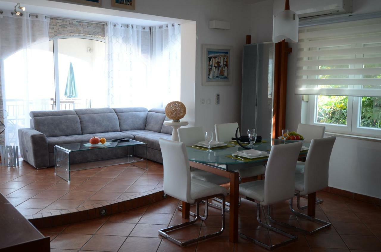 Petra Hills Apartamento Opatija Exterior foto
